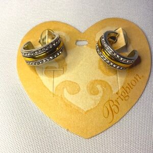 NWT Brighton intrigue hoop earrings. Sold out style.